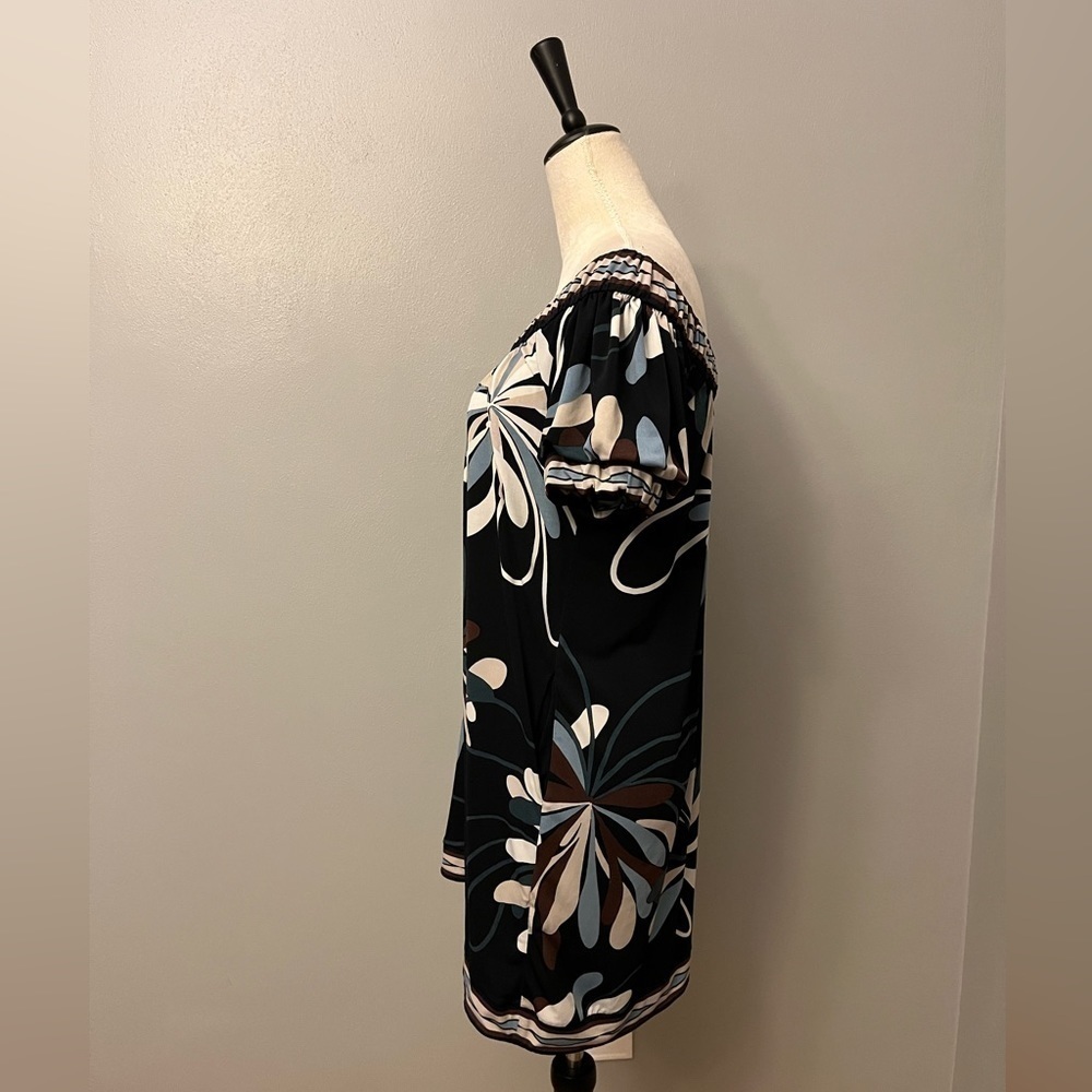 Bcbgmaxazria Off-Shoulder Patterned Mini Shift Dr… - image 3